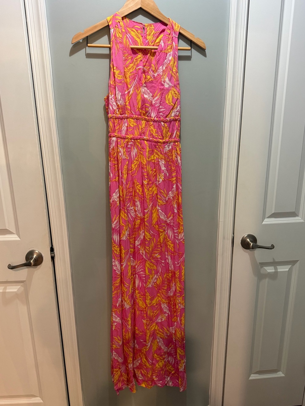 Jessica Simpson Pink Maxi Dress with Yellow & White Leaf Motif